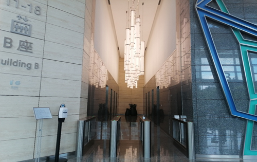 融科资讯中心b座大堂